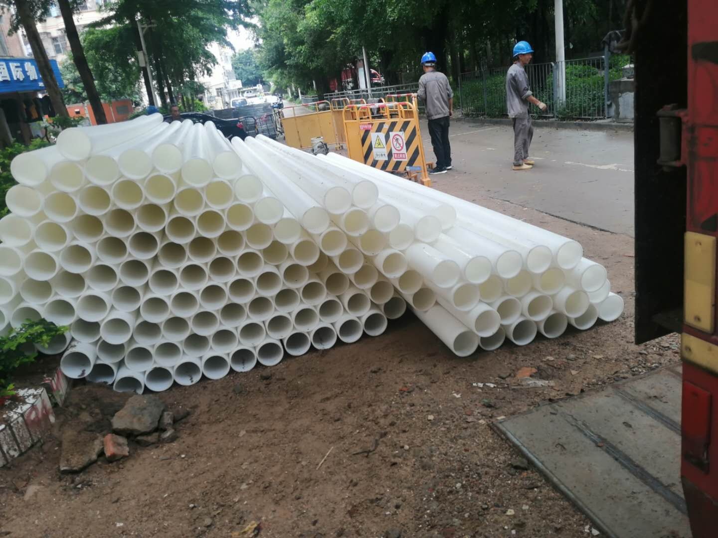 PE电缆管施工中